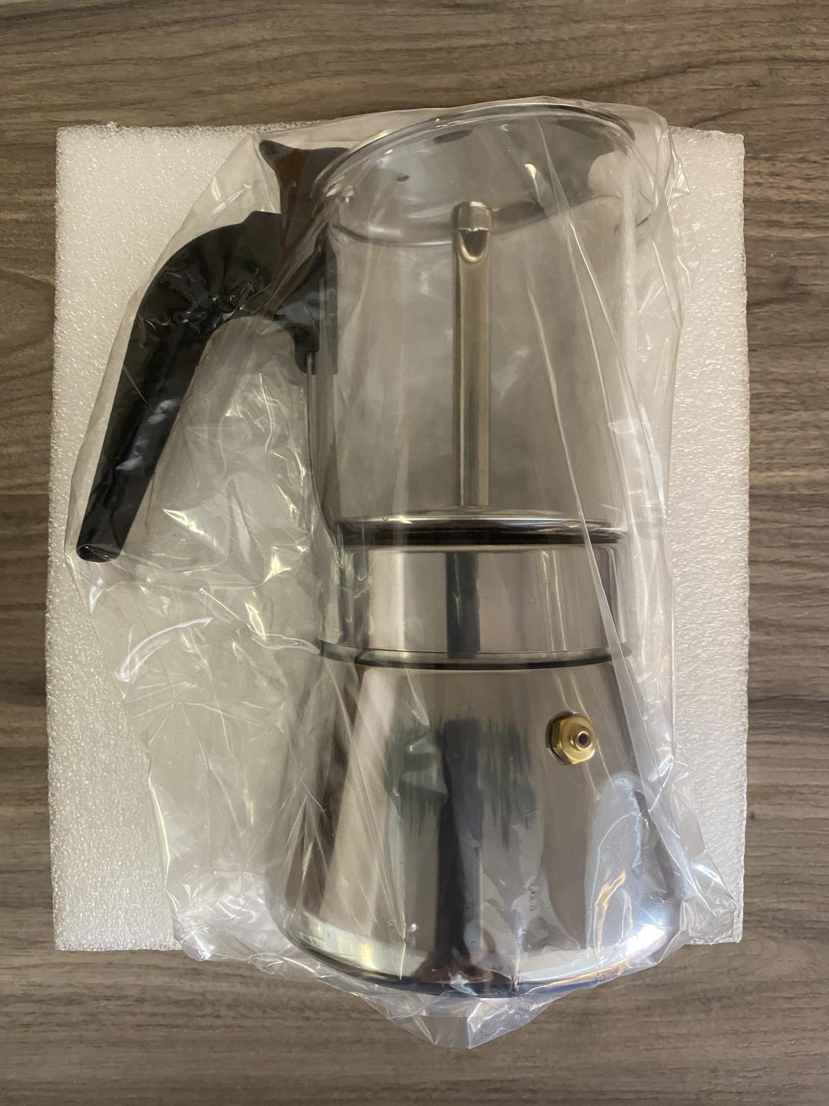 Cafetera tipo moka de acero inoxidable con tapa de cristal de Imusa